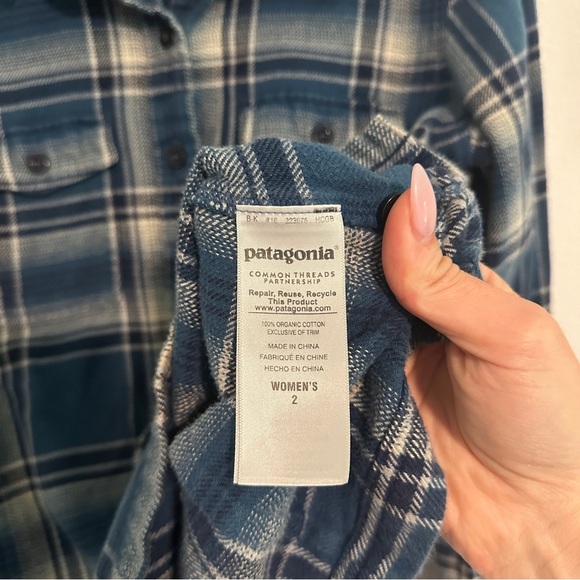 Patagonia Organic Cotton Flannel Blue Plaid Fjord Button Up Shirt Women’s Size 2 - Picture 5 of 7